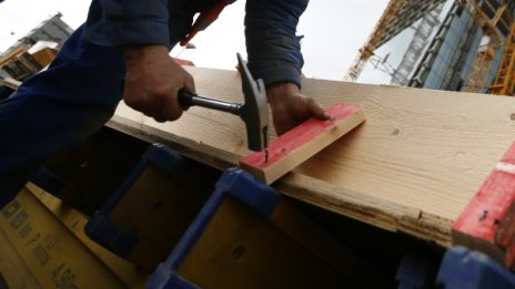 Проучване: 17,5% от работещите българи са в сивия сектор
