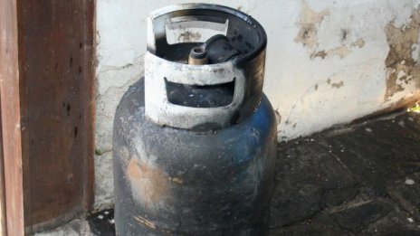 Жена в болница след взрив на газова бутилка в Стара Загора