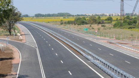  По "Хемус" и "Тракия": Тапа след тапа, след тапа&hellip;