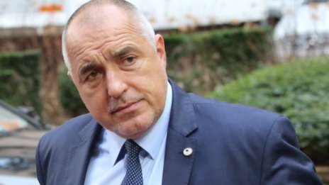 Борисов разговаря за бежанците с Меркел, Орбан, Вучич