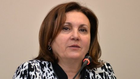 Бъчварова не знае, че синдикатите готвят протест 