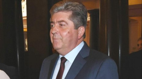 АБВ излизат с Калфин срещу модела "Плевнелиев"