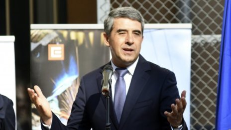 Плевнелиев на празника: Независимостта не се чака даром!