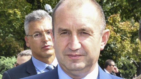 Ген. Радев: Президентът да е зависим, но от българите