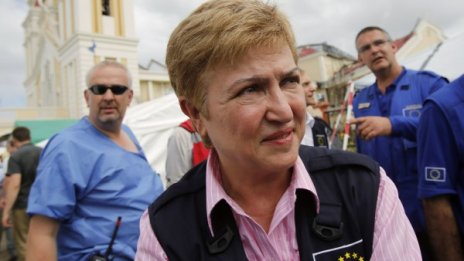 Георгиева с условия: Подкрепа от Източна Европа и без вето