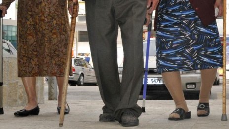 Демографската картина: Не растем, но пък стареем