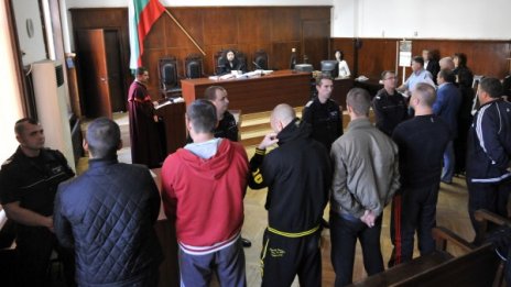 Шестима митничари от Капитан Андреево остават в ареста