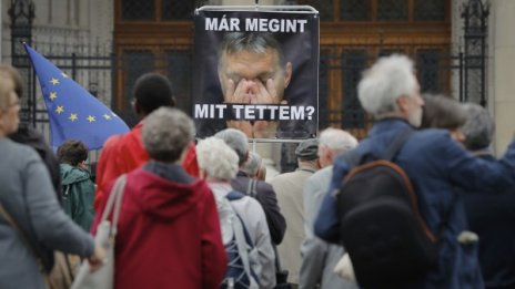 95% от участниците в унгарския референдум - против квотите?