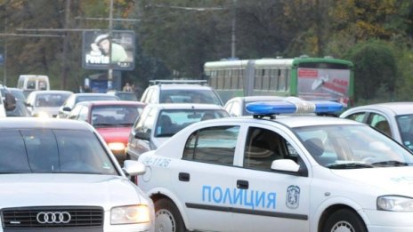 Три коли се удариха във верижно ПТП на "Цариградско" 