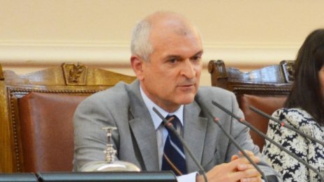 Аплодисменти и "Оставка" в НС, Главчев: Стига циркове! 