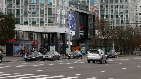 Двама нападнаха търговски център в Минск, убиха момиче