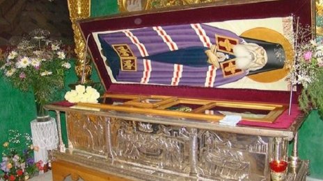 Русия ни подарява мощите на руски хирург - светец