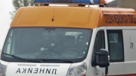Намушкаха 33-годишен с нож в гърба в Бобов дол