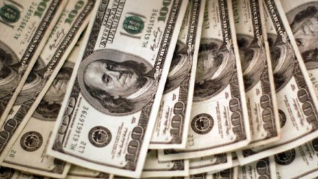 Габровка остави $4000 до контейнер за смет за ало апаши