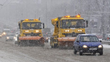 3000 снегорина ще чистят родните пътища през зимата 
