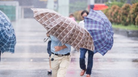 Порой в Гърция - стотици домове са наводнени