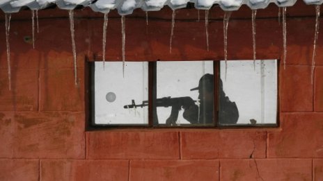 "Военни лагери" на ултранационалисти обучават младежи в Русия