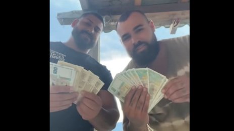 Единият от джигите, врязал се в автобус: Пачки, татуси и чалга (ВИДЕО)