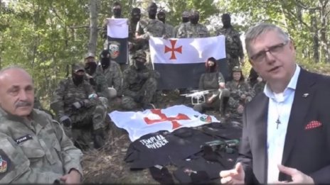Шотландски Динко у нас! Дари паравоенни с дронове и екипировка