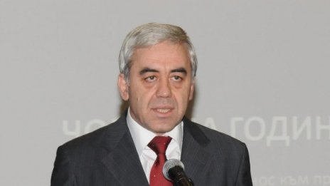 Нападнаха и биха председателя на БХК Красимир Кънев