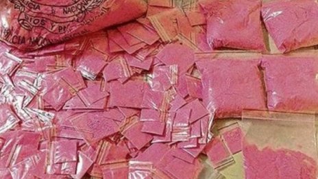 В ски курортите ни тихо ще се сипе... розов смъртоносен кокаин