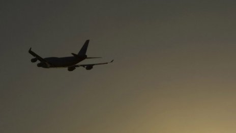 Медии: Самолет се е разбил край бреговете на Мианма 