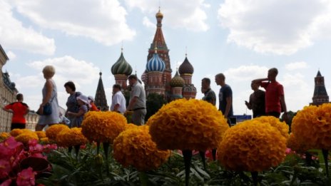 Руснаците чакат трета световна война, Кремъл смекчи тона