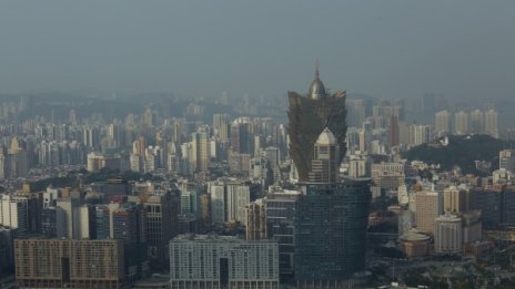 Затоплянето ни води климатични бежанци, заличава градове