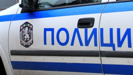 Грабеж: Сирийци взели пари от афганистанци 