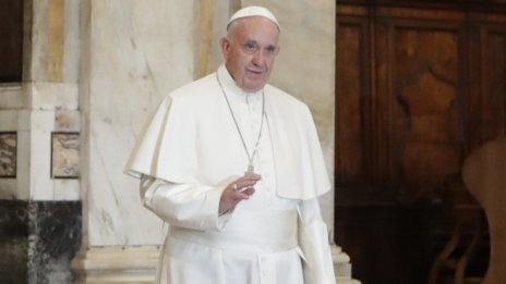 Папата на заден за бежанците: Не може да се интегрират всички!