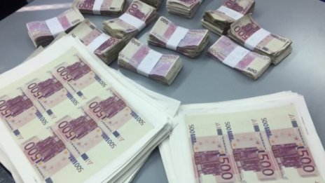 Еврото от язовир "Мечка" – майсторско изпълнение от... земеделци!