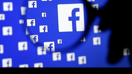 Идват ли по-мрачни дни за Facebook?