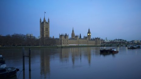 В Лондон: Секции без отопление в студеното време