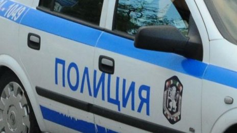 Пиян гуляйджия удари полицай в Сливенско
