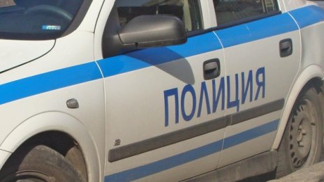 Бус и ТИР се удариха, трима са в болница