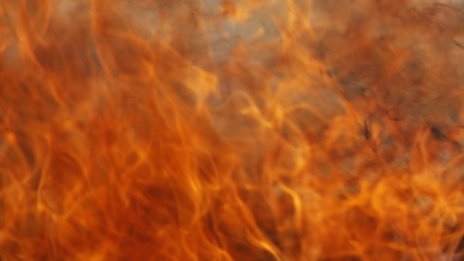 Пожар евакуира 100 възрастни хора от Дом в Драганово