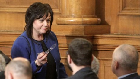 Нинова доволна от изборите, за довиждане смъмри ГЕРБ