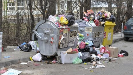 Всяка година все повече: 1/3 от боклука ни – храна!