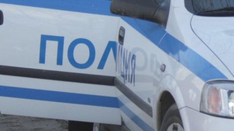 Шофьор блъсна колата си в дърво, загина на място