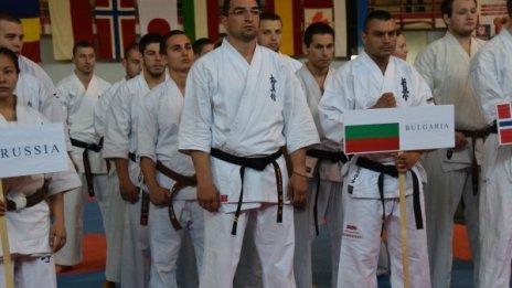 Отборът ни по карате киокушин замина за европейското в Холандия