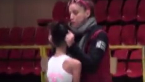 Бургаската треньорка отнася наказание за дърпането на уши 