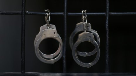 Арестуваха сириец в Дания, носил материали за бомба  