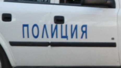 Младеж отнесе неправилно пресичаща жена в Търново