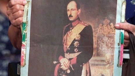 Възстановяват паметника на цар Борис III в Попово