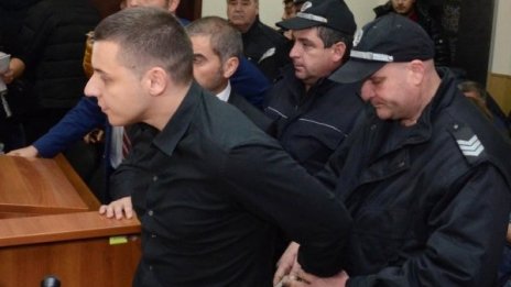 Простилата Корнелия си навлече гнева на две семейства