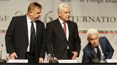 След вота дойде ред на опасната патриотарска "игра с огъня"