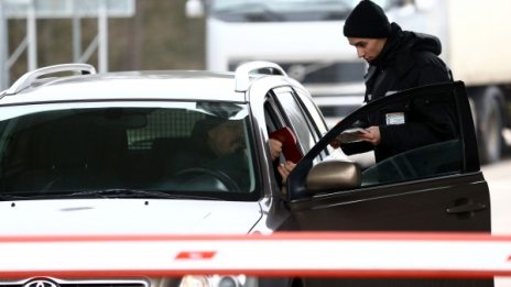 Връщат ли се опашките по границите в Евросъюза?