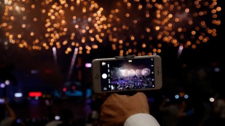 Изтеглят 30 вида фойерверки от пазара, опасни са!