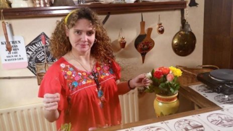 Мариела Нордел пътешества с черпак в куфара
