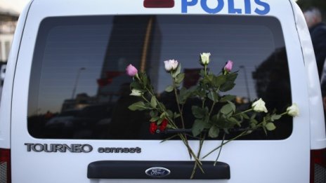 Пак кръв в Турция: Автобус се взриви в град Кайсери